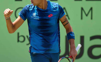 Debut y triunfo: Alejandro Tabilo se estrena con clara victoria en el césped del ATP de Mallorca