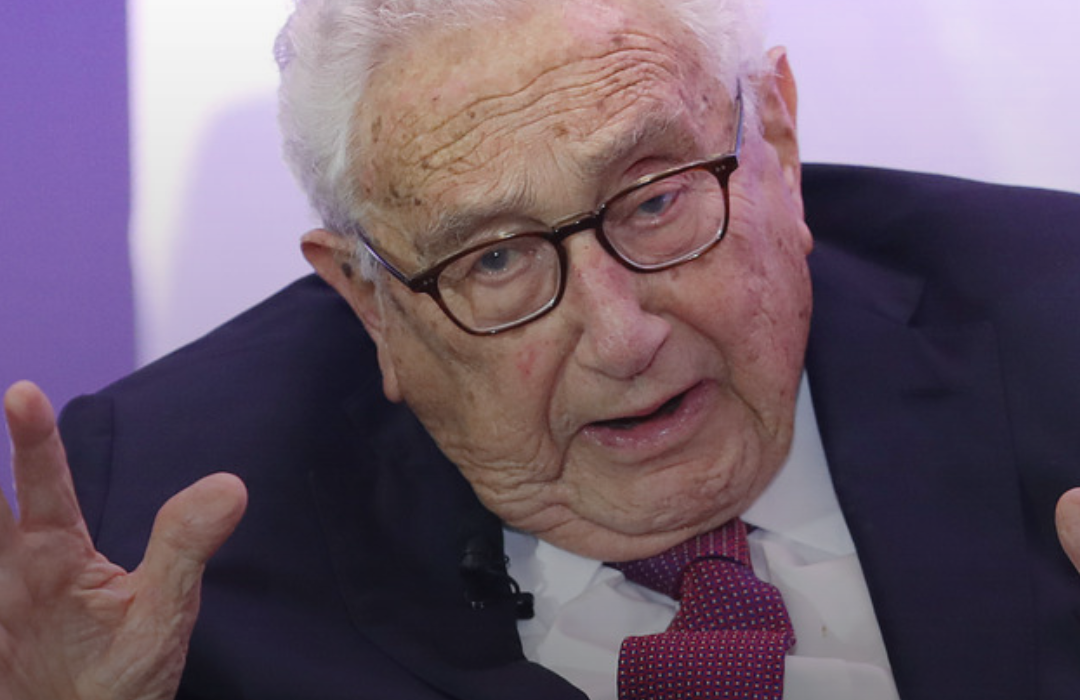 «Un conflicto militar es probable»: Kissinger advierte que la confrontación entre China y EE.UU. está en «lo alto de un precipicio»