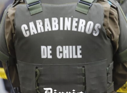 Un carabinero y un periodista fueron atropellados en las afueras de una comisaría en Lo Espejo