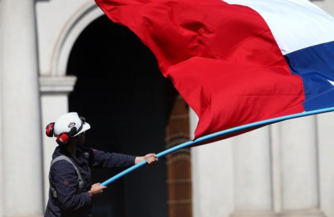 Chile retrocede en ranking de calidad institucional: pierde su liderazgo a nivel latinoamericano y consigue su peor posición histórica