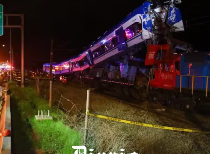 Dos fallecidos y nueve heridos: Lo que se sabe del choque frontal de trenes en San Bernardo