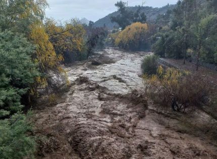 Senapred pide evacuar sectores de la sexta región