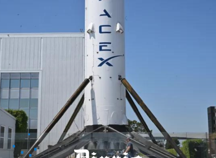 Musk decide sacar sus otras empresas de California por ley transgénero