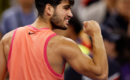 Carlos Alcaraz recupera el número dos del mundo y va por Jannik Sinner en la final de Beijing