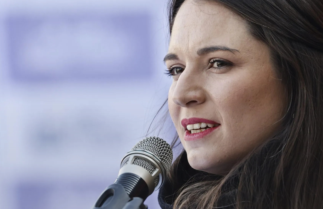 Los detalles del proyecto de Procultura que complica a Irina Karamanos en el Caso Convenios