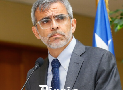 Cordero justifica viaje de Monsalve en avión institucional pese a que razón fue de carácter personal