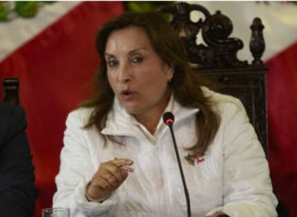 Boluarte pide a los peruanos no hacerle el juego a quienes buscan «sembrar el caos»
