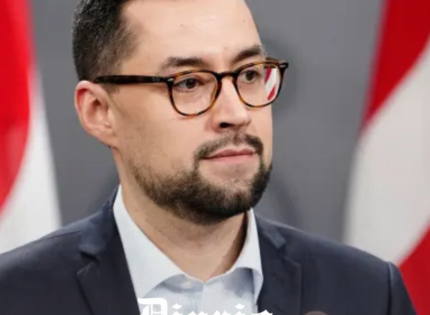 El líder de Groenlandia dice que está listo para hablar con Trump