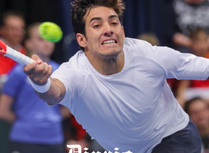 Federación de Tenis pedirá triunfo de Garin y que se juegue el quinto punto