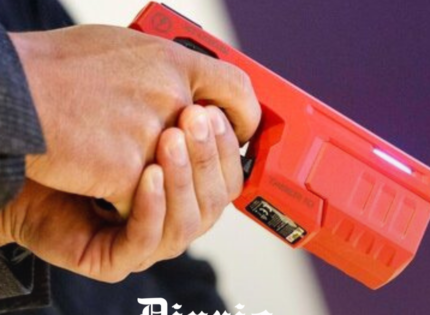 Electrochoque entre Gobierno y alcaldes: crece tensión por pistola “taser” para guardias municipales