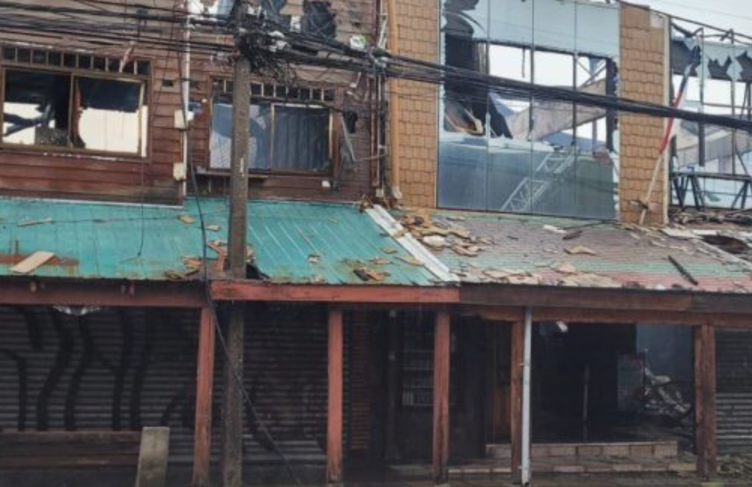 Cuál sería el origen del incendio que destruyó 60 locales y dejó 300 damnificados en Ancud