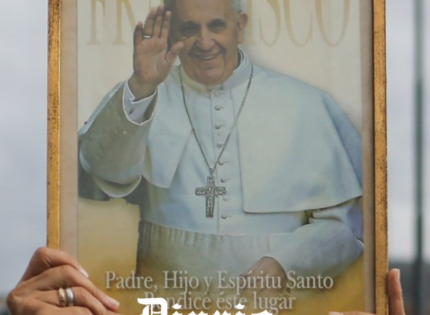 Papa Francisco pasó una noche tranquila y sigue descansando