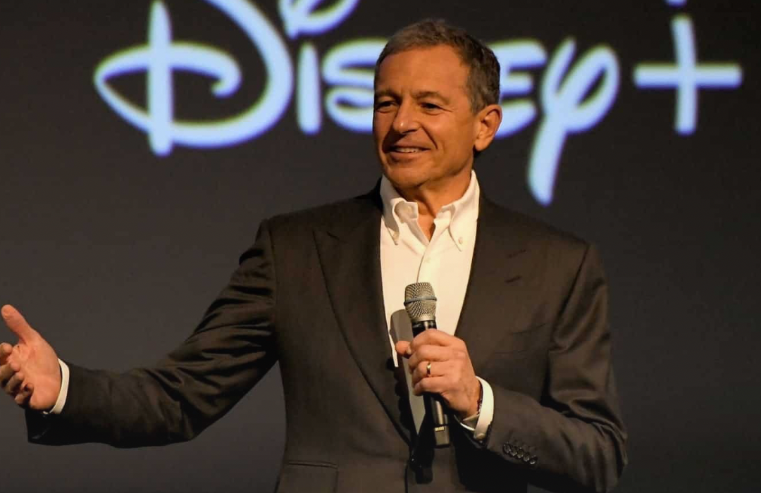 El CEO de Disney anuncia que abandonarán la agenda ‘woke’ y su objetivo volverá a ser «entretener al público»