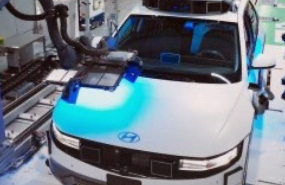 Trump anunció arancel del 25% para los automóviles fabricados fuera de EEUU