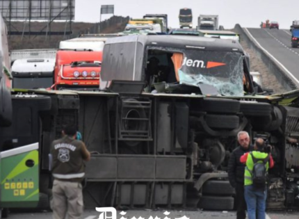 Sobrevivientes del choque múltiple en la Ruta 5 Norte revelan el posible origen de la tragedia