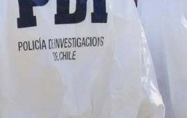 Investigan posible doble parricidio tras muerte de hombre en el cerro Santa Lucía