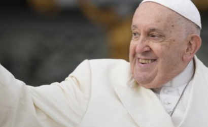 Vaticano: Papa Francisco ya no necesita ventilación mecánica tras crisis respiratoria