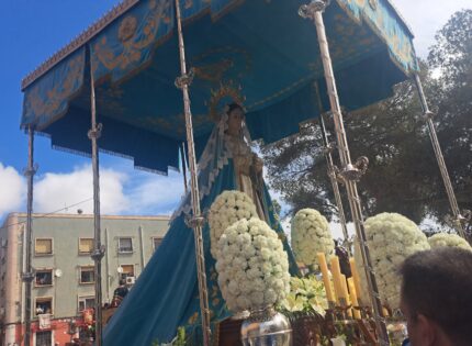 ¿Los católicos son idólatras? Una respuesta bíblica, teológica y honesta ante una acusación recurrente