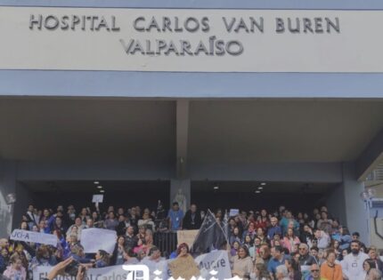 Crisis en el Van Buren: Minsal pide la renuncia a director del Servicio de Salud de Valparaíso