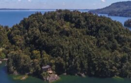 Desde US$ 360 mil: Se venden más de 10 islas privadas y otros grandes terrenos naturales en el sur de Chile