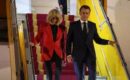 Momento en que «la esposa de Emmanuel Macron le da una bofetada» frente a espectadores aturdos
