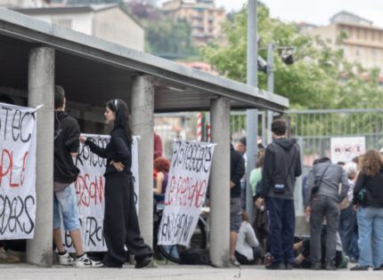 Tragedia silenciosa en centros de asilo de Ticino, Suiza: dos jóvenes migrantes se suicidan en menos de una semana, uno de ellos guatemalteco