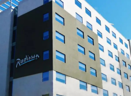 Hotel Radisson Curicó saldrá a la venta tras proceso de reorganización judicial ante millonaria deuda