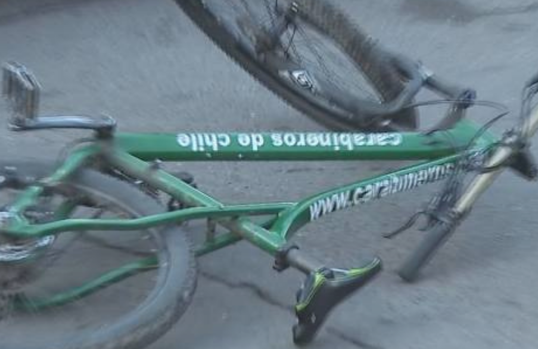 Carabinero en bicicleta fue atropellado mientras acudía a una emergencia en Recoleta
