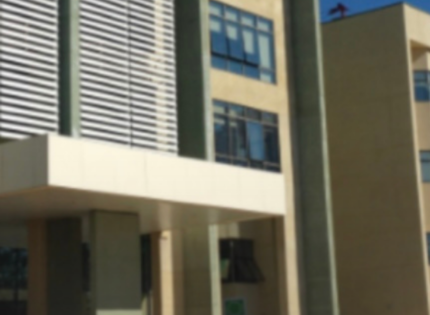 Tras tragedia de adultos mayores: insisten en instalar detector de metal en Hospital de Los Ángeles