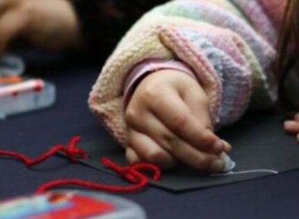 Matrimonio adoptivo envía carta a Boric para agilizar ley de adopciones: «Lleva 12 años durmiendo»