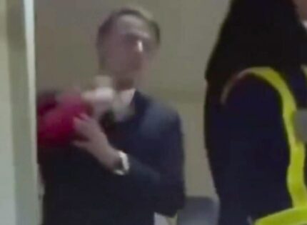 Revelan lo que dijo la esposa de Macron instantes después de abofetearlo ante las cámaras