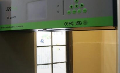 Mineduc recién se abre a «conversar» sobre instalación de detector de metales tras tres estudiantes baleados en colegio
