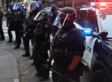 Trump: «Si no hubiera enviado las tropas, Los Ángeles estaría ardiendo en llamas»