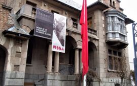 Fundación Salvador Allende enfrenta nueva demanda por acordar con Serviu pagar deuda con obras de arte
