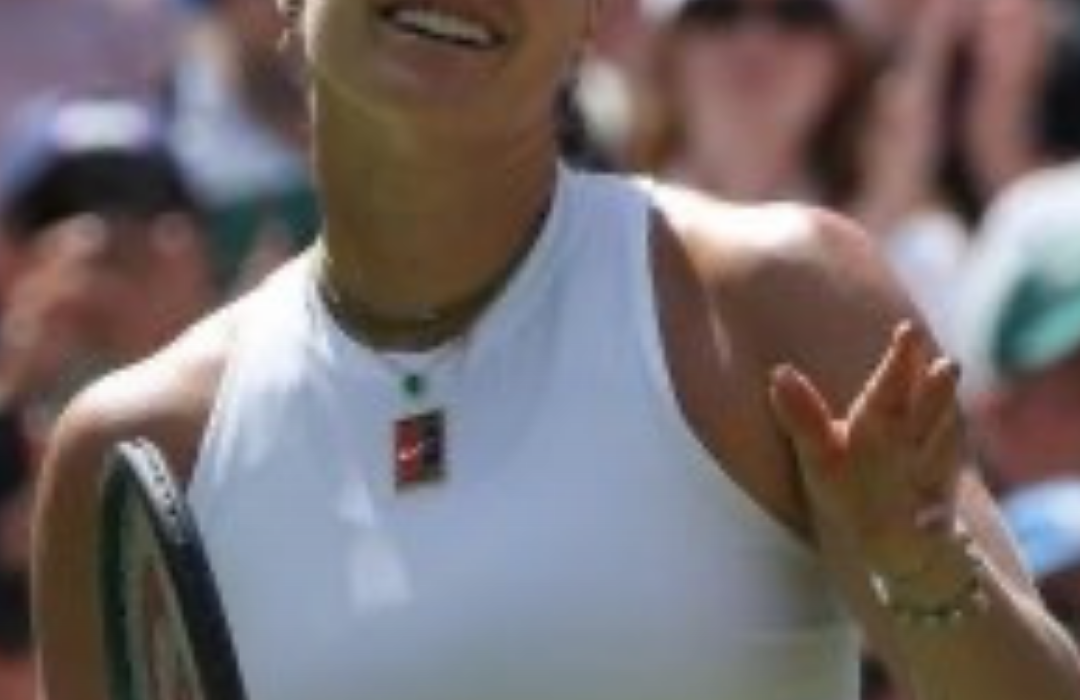 Aryna Sabalenka no dio espacio a las dudas y se estrenó con victoria en Wimbledon