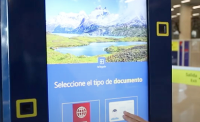 El historial de demandas y proyectos fallidos de la empresa de los tótems de la PDI en el aeropuerto