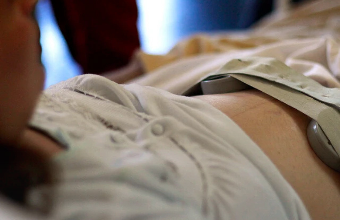 Por atención negligente en parto de alto riesgo: Hospital San Borja deberá indemnizar con $40 millones a paciente afectada