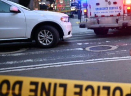 Aumentan a 4 los muertos por tiroteo de hombre solitario que entró con rifle a edificio de Nueva York