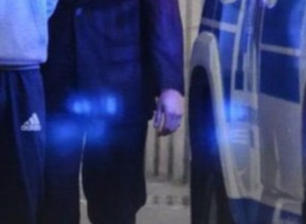 Arresto domiciliario para adolescente imputado por disparo a amigo en Concón