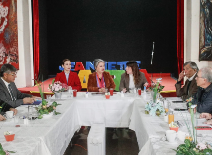 Comando de Jeannette Jara, propiedad del PC, debe más de $20 millones en contribuciones