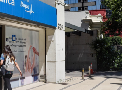 Isapre reveló sin consentimiento diagnóstico de VIH a padrastro de afiliado: Suprema ordena pagarle $15 millones