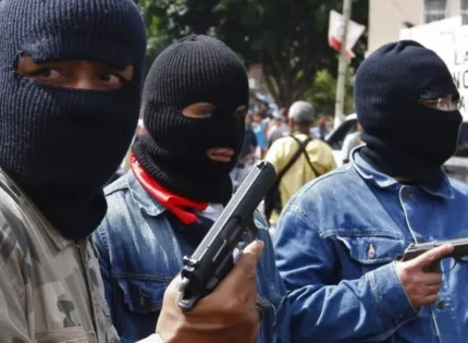 “De las SA a los Colectivos en Venezuela: El Terror se Reinventa”