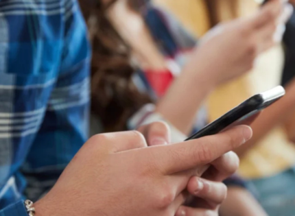 Exceso de pantallas: Cómo reconocer que tu hijo sufre «demencia digital» y cómo afecta al cerebro