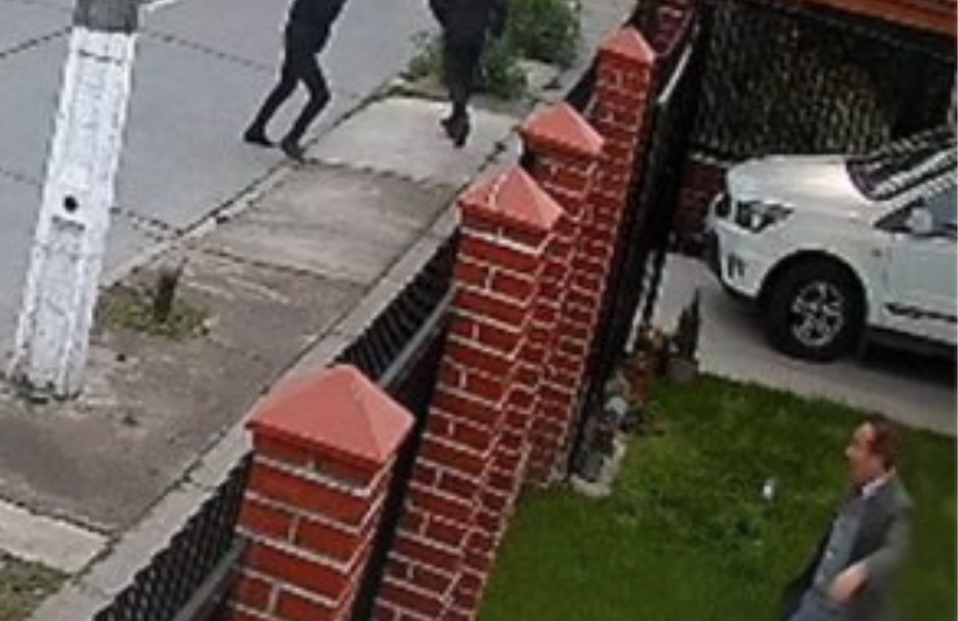 Maipú: Asaltantes botaron al suelo y golpearon a adulto mayor cuando salía a trabajar