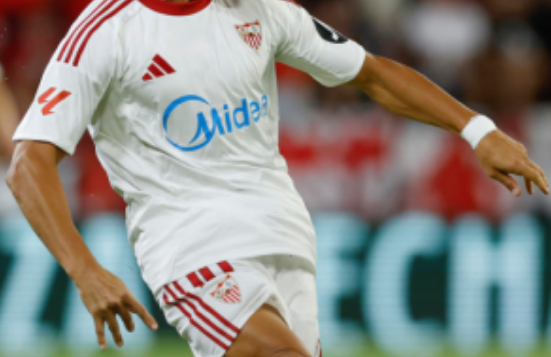 Alexis Sánchez debutó en Sevilla con una asistencia vital para empatar ante Elche