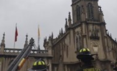 Incendio provocó daños en la Iglesia Los Carmelitas de Viña del Mar