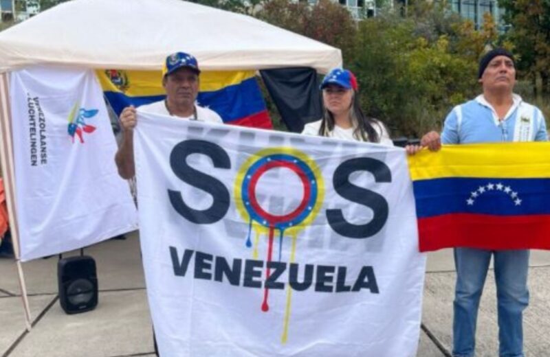 Activistas venezolanos inician huelga de hambre frente a la Corte Penal Internacional para exigir justicia