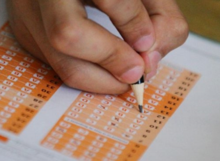 Contraloría detecta irregularidades en aplicación del Simce 2024 por $ 400 millones: ACE no aplicó multas por múltiples falencias de proveedor