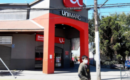 Clienta cayó con su carro por escalera mecánica de Unimarc y sufrió fractura: Supermercado deberá pagarle $10 millones