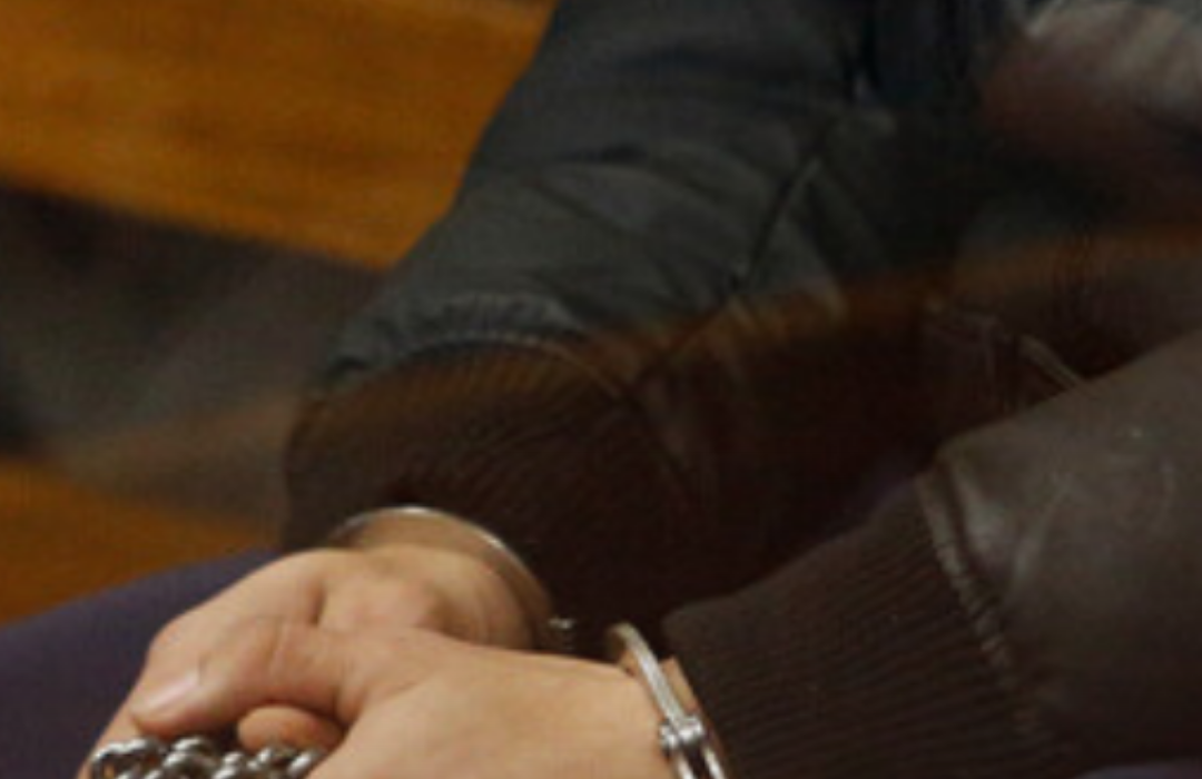 Condenan a hombre por abusar sexualmente de sus dos hijos en Temuco: arriesga más de 34 años de cárcel